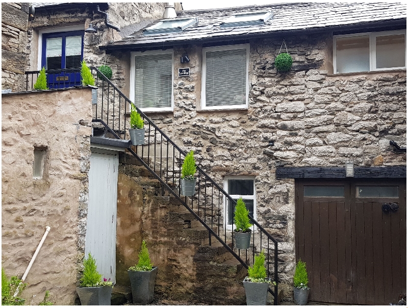 The Landings a holiday cottage rental for 4 in Kirkby Lonsdale, 