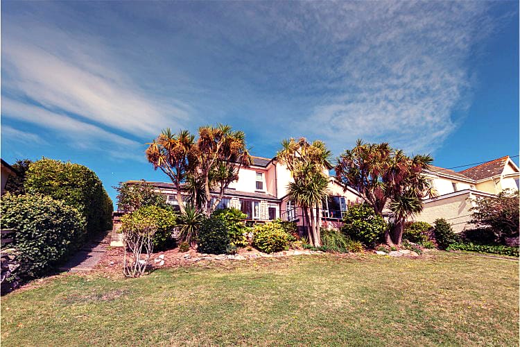 Fern Lodge Garden Apartment a holiday cottage rental for 6 in Hope Cove, 