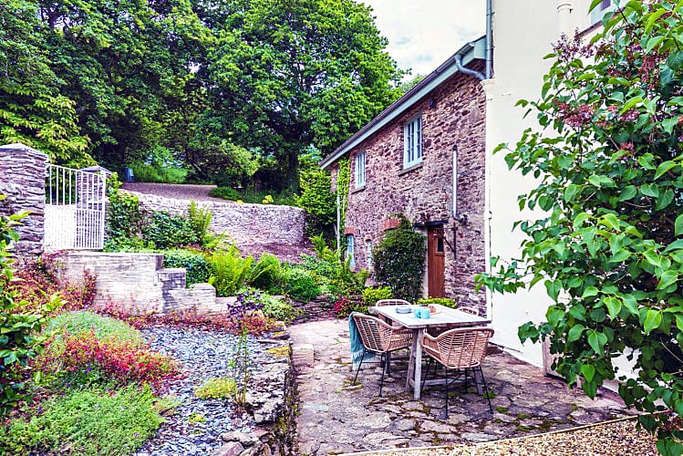 Image of Jasmine Cottage, Chipton Barton