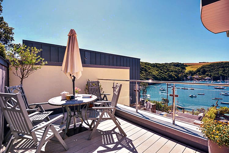4 The Yealm a holiday cottage rental for 4 in Noss Mayo, 