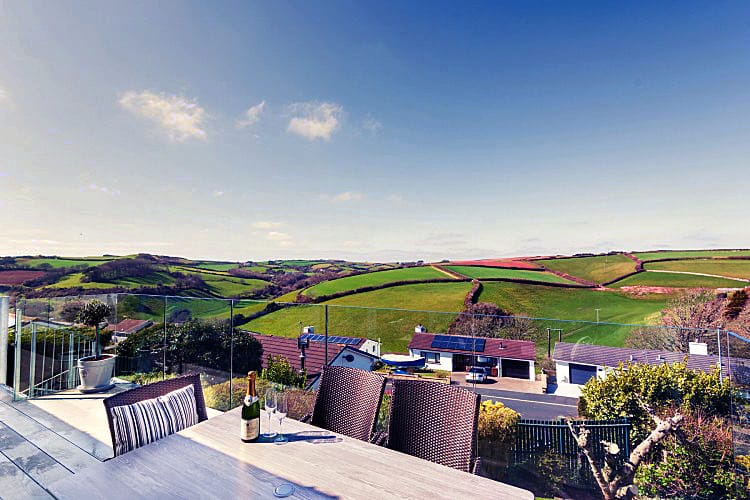 Guyscliff a holiday cottage rental for 6 in Salcombe, 
