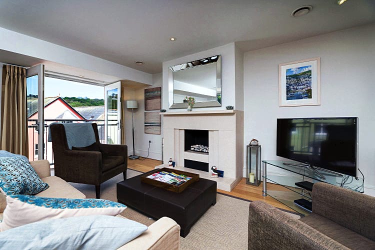 40 Dart Marina a holiday cottage rental for 4 in Dartmouth, 