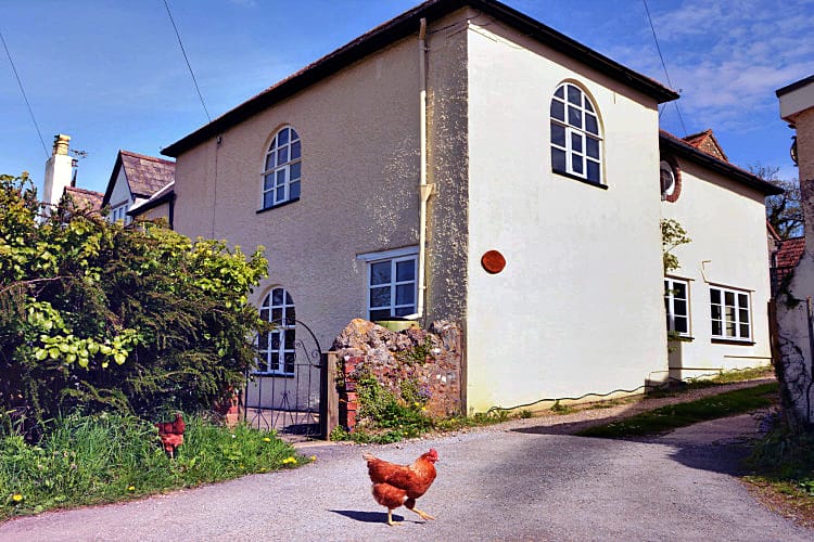 Chantry Cottage a holiday cottage rental for 6 in Chard, 