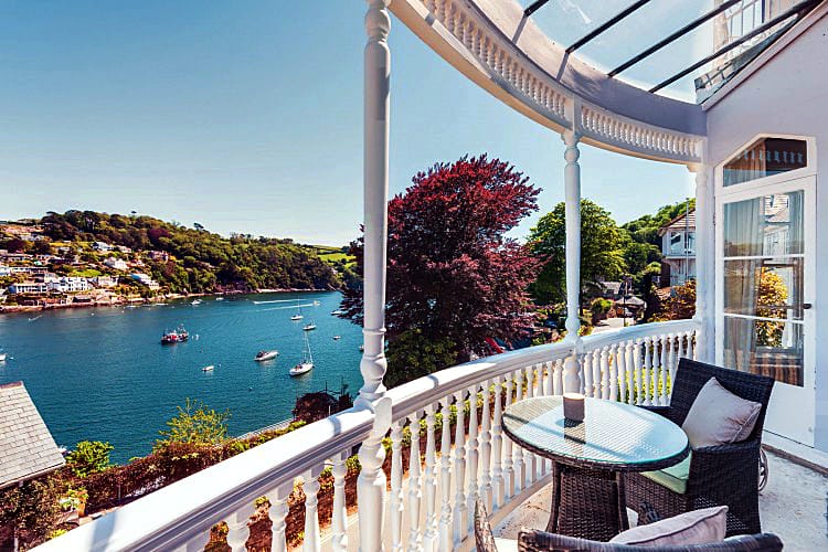 Halcyon House a holiday cottage rental for 12 in Dartmouth, 