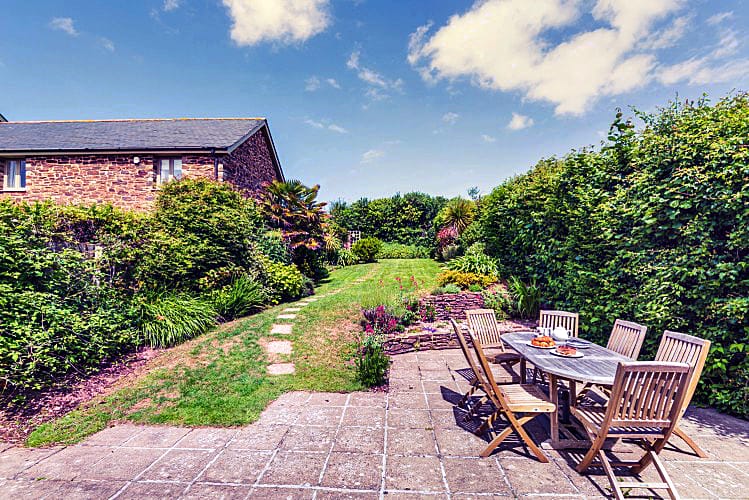 Cobb Barn a holiday cottage rental for 7 in Thurlestone, 