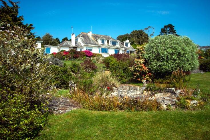 Penmorva a holiday cottage rental for 8 in Helford Passage, 