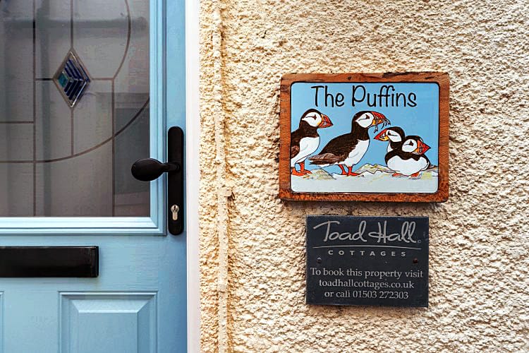 Puffins a holiday cottage rental for 4 in Looe, 