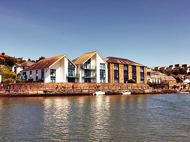 Details about a cottage Holiday at 6 Crabshell Quay