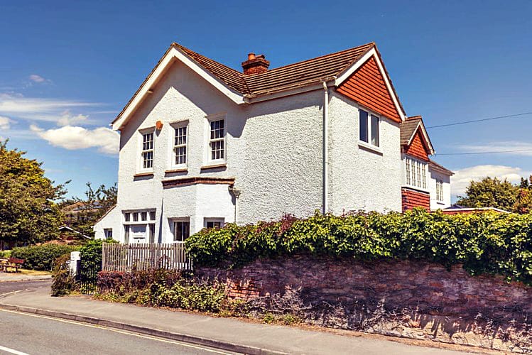 Coach End a holiday cottage rental for 5 in Lymington, 