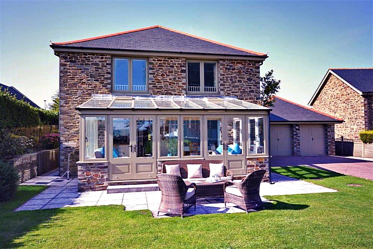 Church Farmhouse a holiday cottage rental for 10 in Thurlestone, 