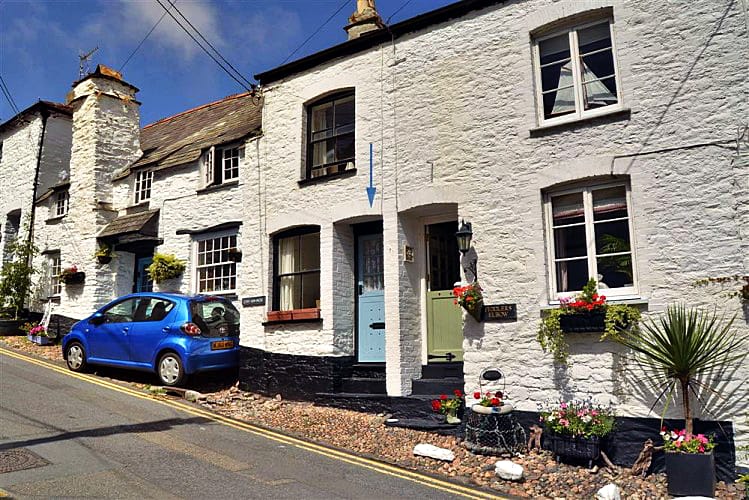 Chy An Nor a holiday cottage rental for 4 in Looe, 