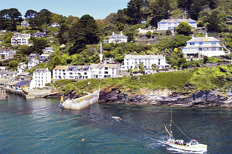 East Cliff a holiday cottage rental for 4 in Polperro, 