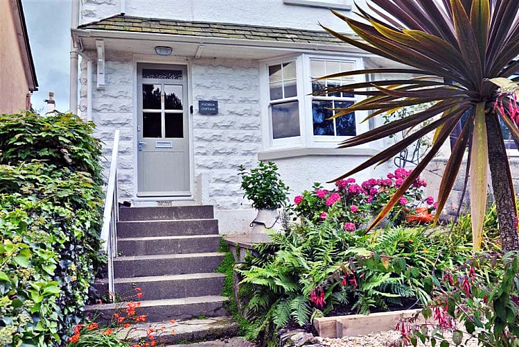 Fuchsia Cottage, Salcombe a holiday cottage rental for 4 in Salcombe, 