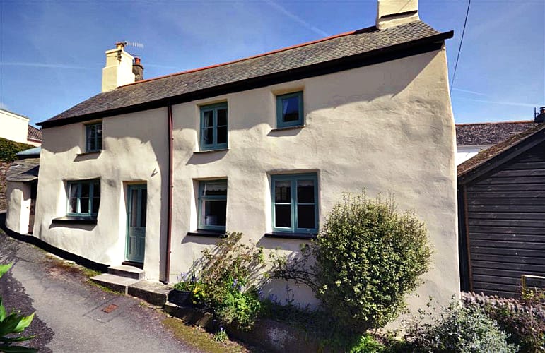 Maple Cottage a holiday cottage rental for 5 in Slapton, 