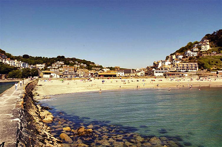 Nelsons Cottage a holiday cottage rental for 6 in Looe, 