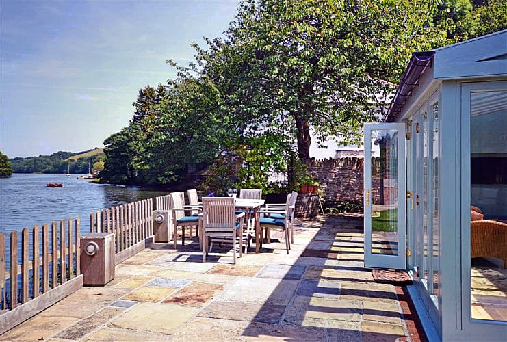 Perchwood Shippon a holiday cottage rental for 8 in Tuckenhay, 