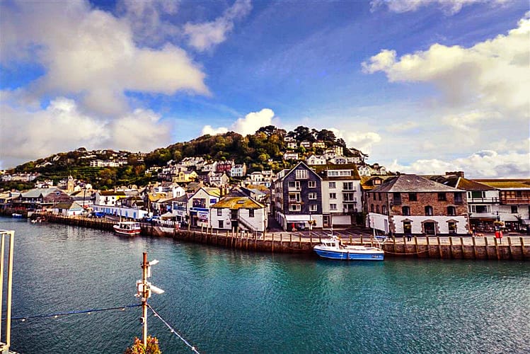 Quayside Flat a holiday cottage rental for 8 in Looe, 