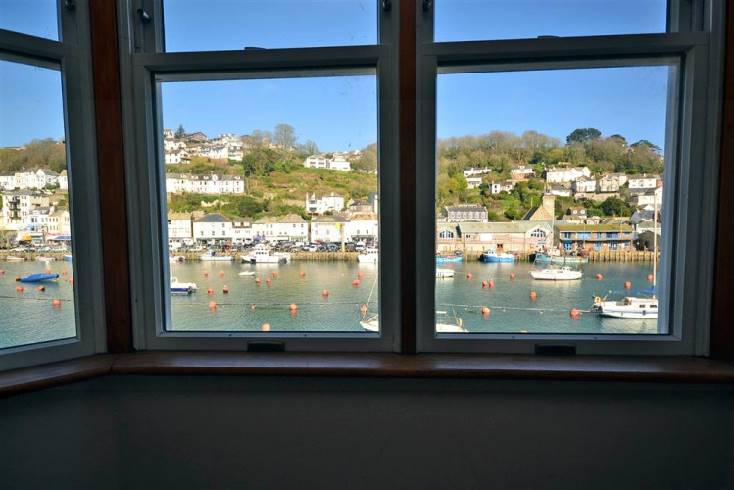 Tamarisk a holiday cottage rental for 6 in Looe, 
