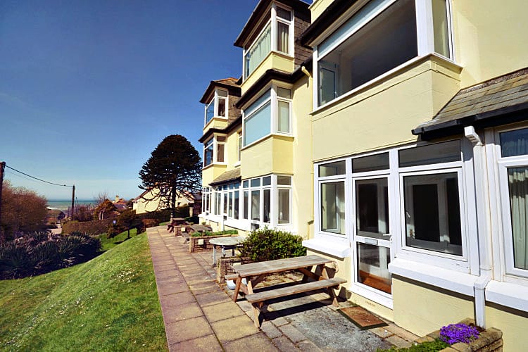3 West Park Apartment a holiday cottage rental for 4 in Hope Cove, 