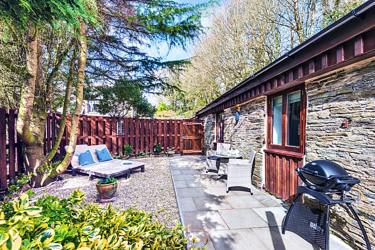 Auton Court Stable a holiday cottage rental for 2 in Kingsbridge, 