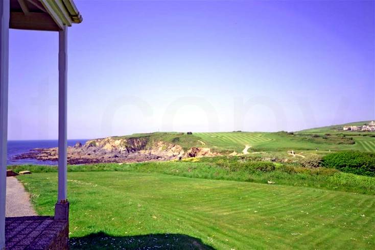 Lockslea House a holiday cottage rental for 8 in Thurlestone, 