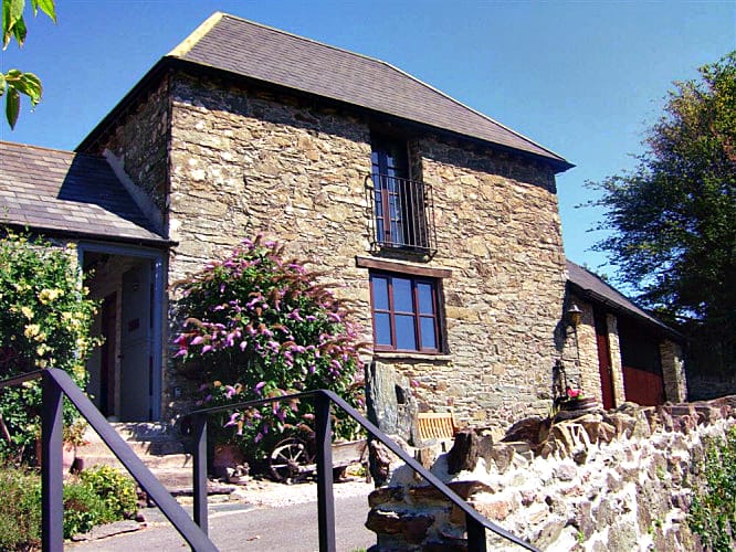 Yeomans Cottage a holiday cottage rental for 3 in Salcombe, 