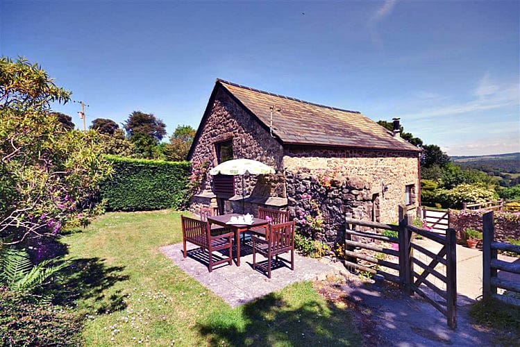 Beckaford Cottage a holiday cottage rental for 4 in Manaton, 