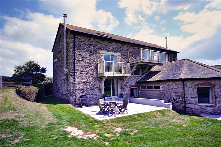 Court Barton Cottage No 8 a holiday cottage rental for 8 in South Huish, 