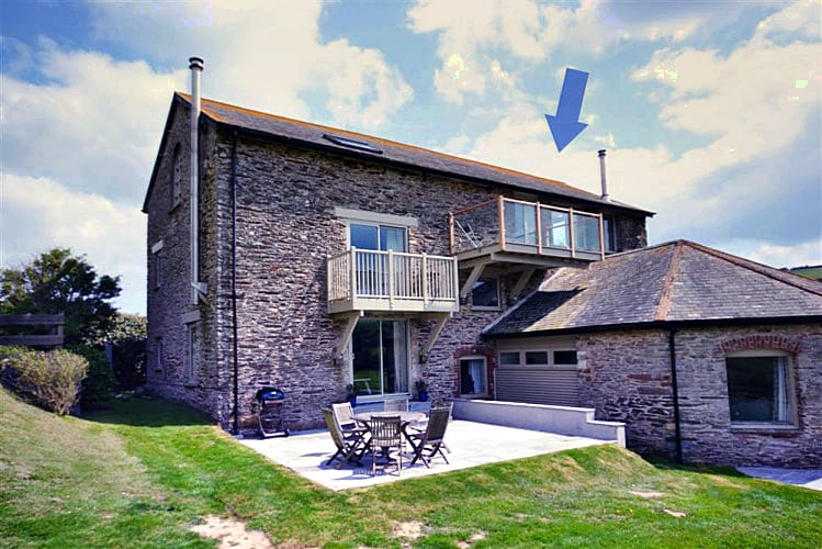 Court Barton, The Loft a holiday cottage rental for 8 in South Huish, 