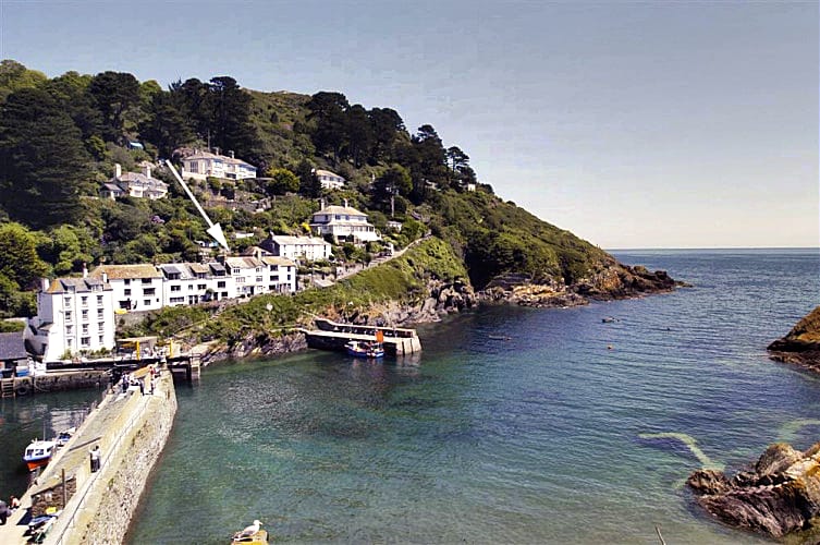 The Cobbles a holiday cottage rental for 4 in Polperro, 