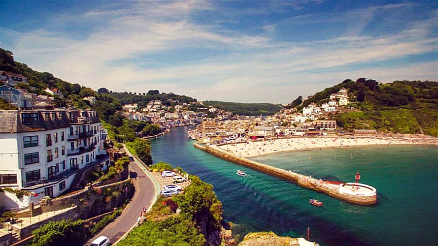 7 Rock Towers a holiday cottage rental for 4 in Looe, 