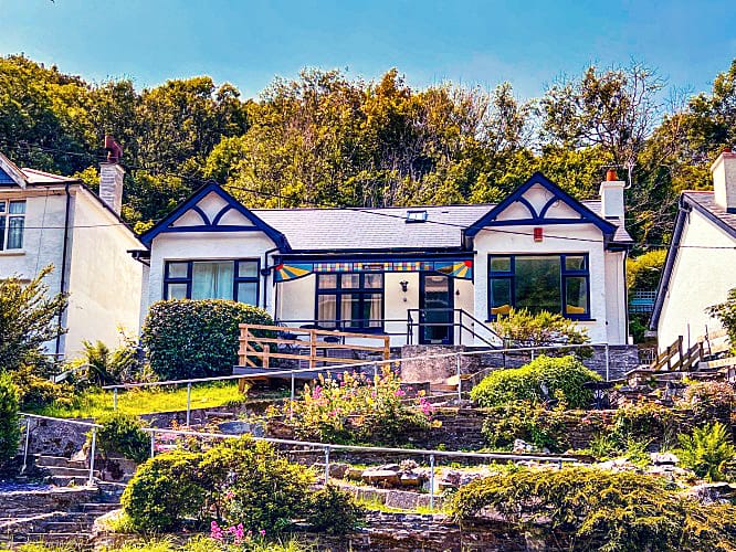 Morwenna a holiday cottage rental for 8 in Polperro, 