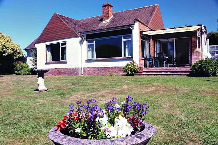 Belmore End a holiday cottage rental for 6 in Lymington, 