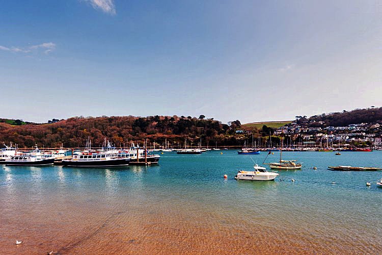 6 Mayflower Court a holiday cottage rental for 4 in Dartmouth, 