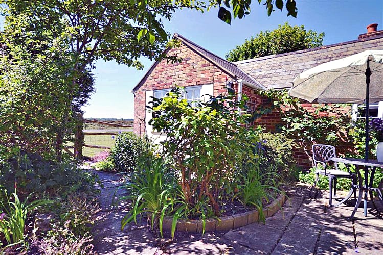 Old Stables Cottage a holiday cottage rental for 2 in East Boldre, 