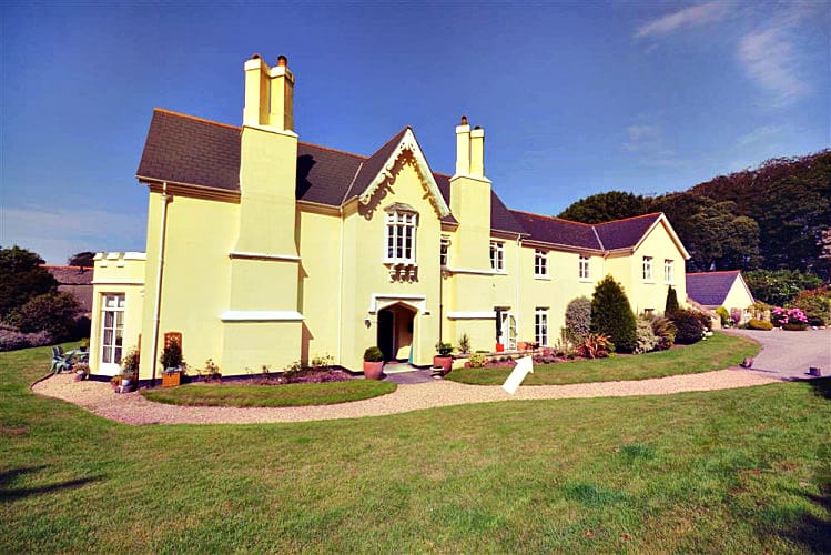 Amberley a holiday cottage rental for 6 in Stokenham, 