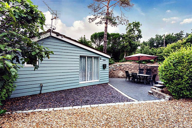 Figtree Cottage a holiday cottage rental for 2 in Milford On Sea, 