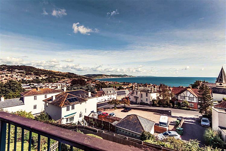 Buckfield Penthouse a holiday cottage rental for 7 in Lyme Regis, 