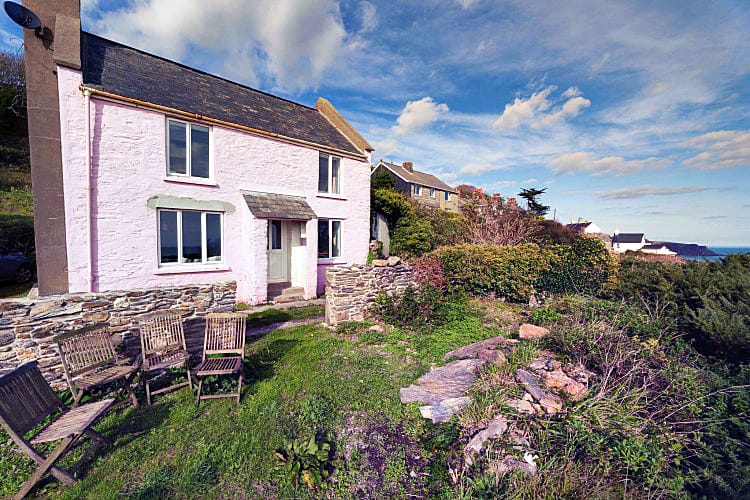 Carne Rock a holiday cottage rental for 4 in East Prawle, 