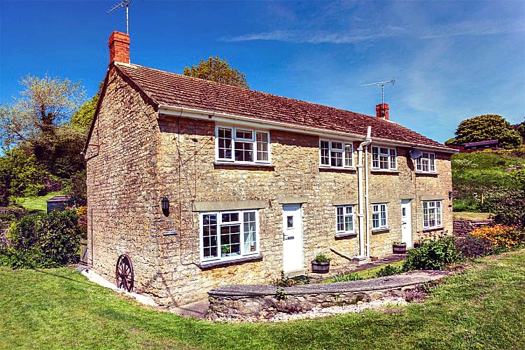 Bridge Cottage a holiday cottage rental for 4 in Powerstock, 